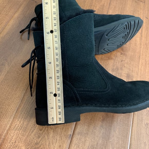 UGG Naiyah Suede Booties Black Womens Size 7 Shearling - Picture 12 of 13